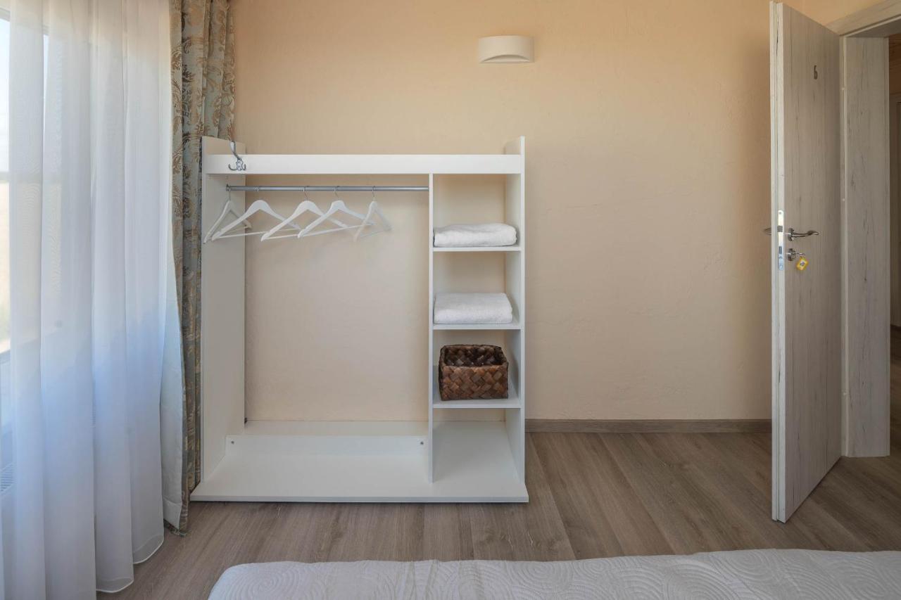 Kuren Hostel คาร์เคล ภายนอก รูปภาพ